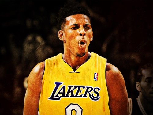 名处于巅峰 名处于巅峰