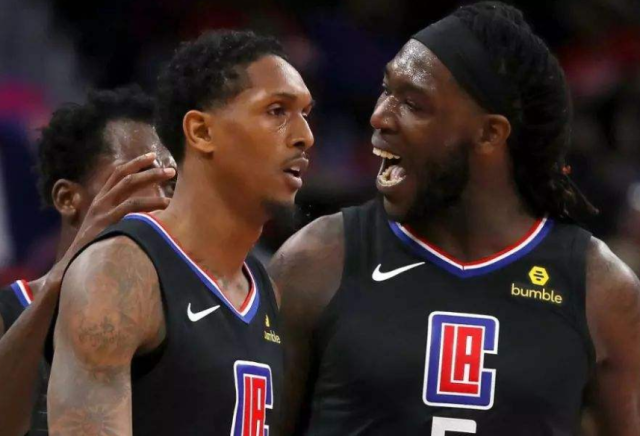 背黄牌与容 背黄牌与容