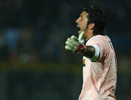 抗强队的球 抗强队的球